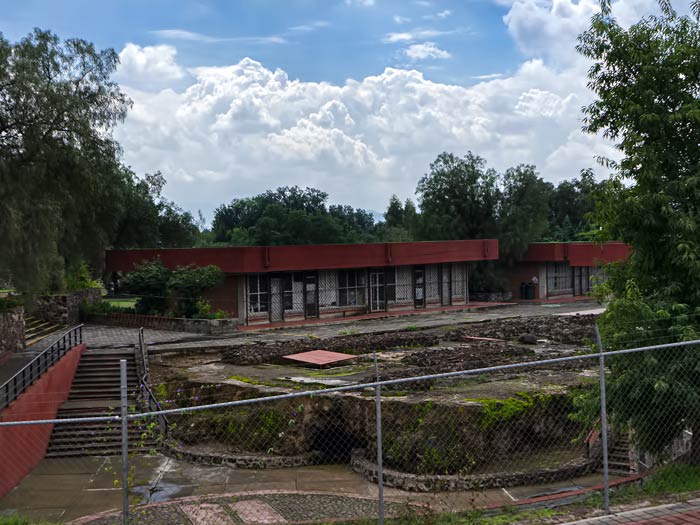 Quetzalbus 12